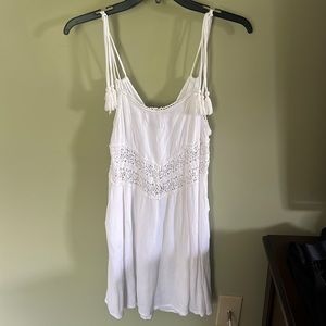 NOW White Spaghetti Strap Dress with Lace Detail in the Waistline. Size S.